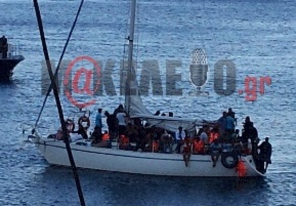 Κινητοποίηση για τους 58 μετανάστες που εντοπίστηκαν στο Ταίναρο