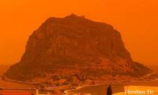 Η Σαχάρα... μετακόμισε Λακωνία: Η αφρικανική σκόνη «έπνιξε» τον νομό
