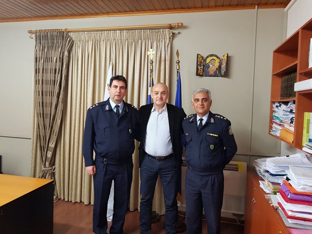 Εθιμοτυπική συνάντηση δημάρχου Ευρώτα με τον διευθυντή Αστυνομίας Λακωνίας