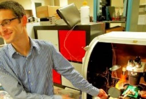 Υπολογιστής από νανοσωλήνες άνθρακα στο Stanford στέλνει το πυρίτιο στο χρονοντούλαπο της ιστορίας
